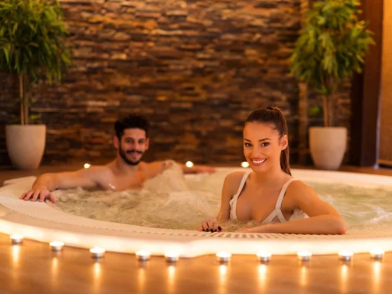 kupka s wellness tretmanom za dvije osobe